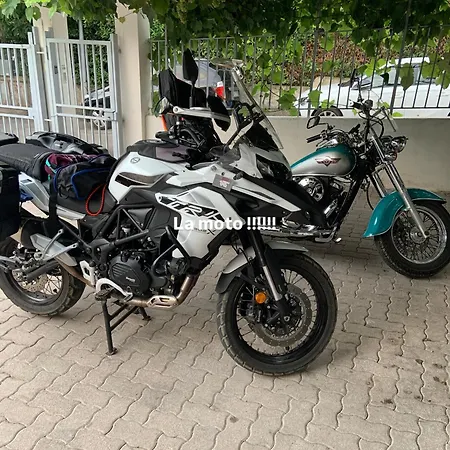 AceroRosso B&B-2